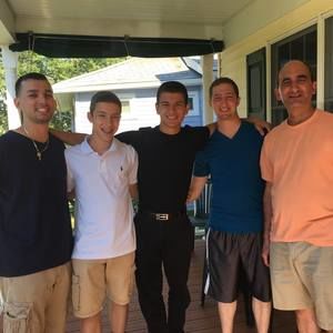 Meet your Posher, Robin